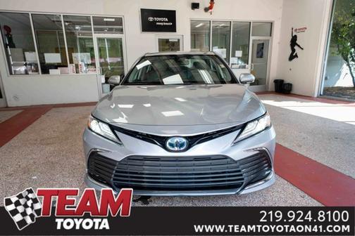 2023 Toyota Camry Hybrid XLE