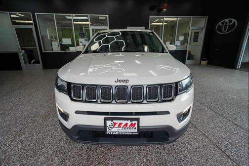 White Clearcoat 2021 Jeep Compass Latitude