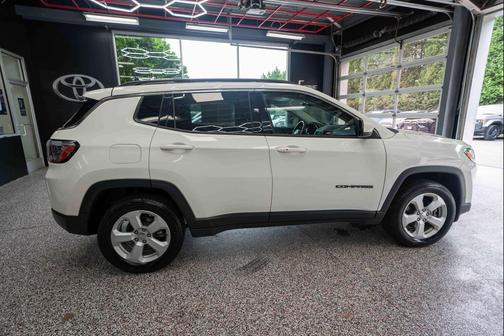 White Clearcoat 2021 Jeep Compass Latitude
