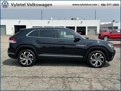 2022 Volkswagen Atlas Cross Sport 2.0T SEL