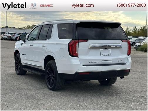2023 GMC Yukon SLT