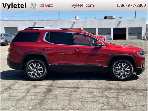2023 GMC Acadia SLT