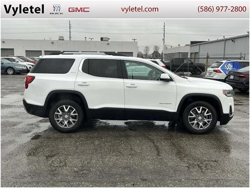 2022 GMC Acadia SLT