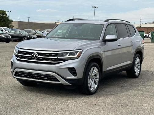 2022 Volkswagen Atlas 3.6L SE w/Technology