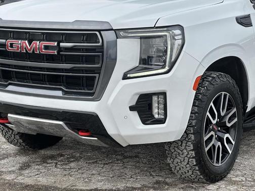 2023 GMC Yukon XL AT4