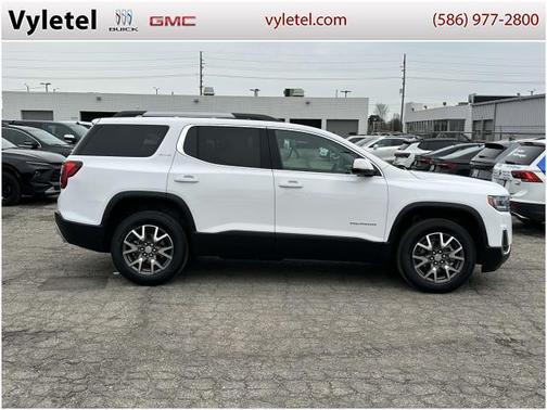 2022 GMC Acadia SLE