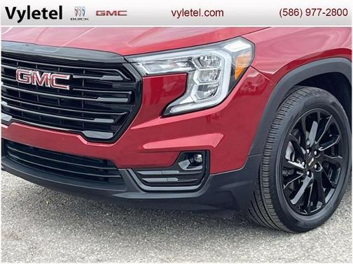 2023 GMC Terrain SLT