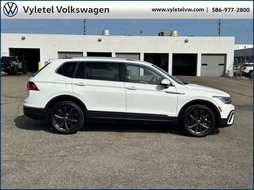 2022 Volkswagen Tiguan 2.0T SE
