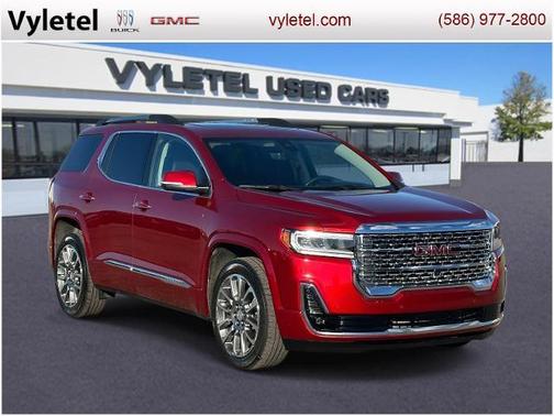 2023 GMC Acadia Denali