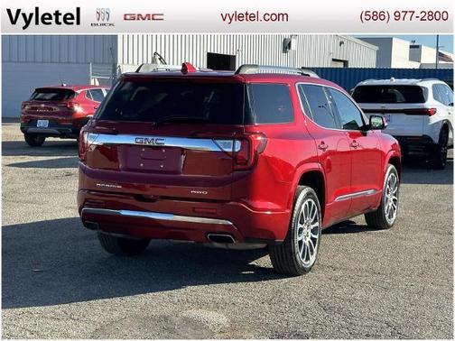 2023 GMC Acadia Denali