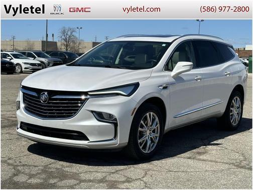 2022 Buick Enclave Essence