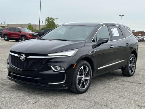 2022 Buick Enclave Essence