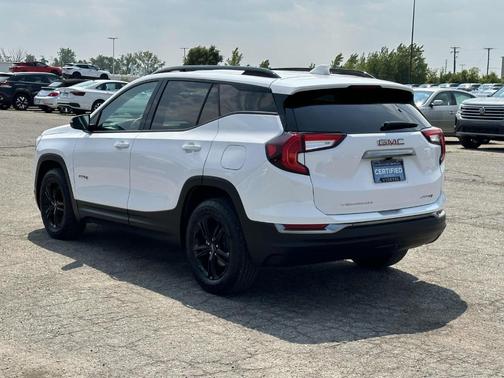 2022 GMC Terrain AT4