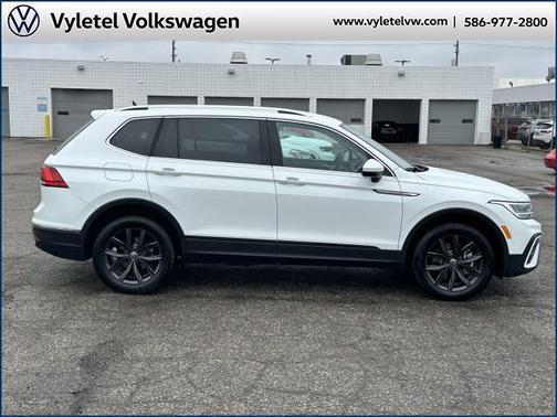 2024 Volkswagen Tiguan 2.0T SE