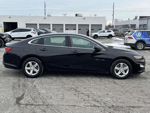 2022 Chevrolet Malibu 1LS
