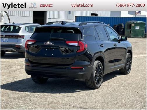 2023 GMC Terrain SLT