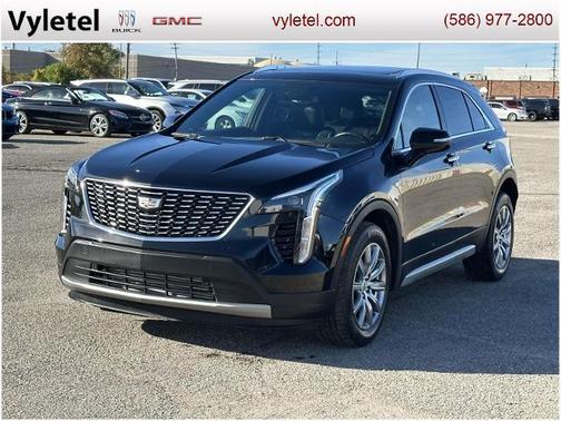 2023 Cadillac XT4 Premium Luxury