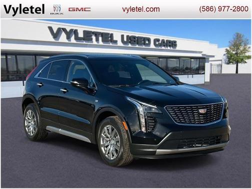 2023 Cadillac XT4 Premium Luxury