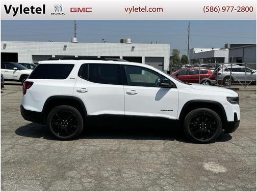 2023 GMC Acadia SLT