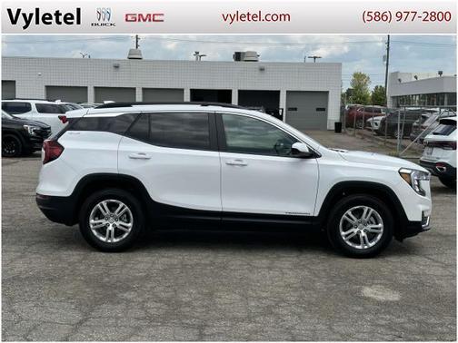 2022 GMC Terrain SLE