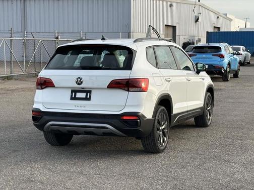 2022 Volkswagen Taos 1.5T S