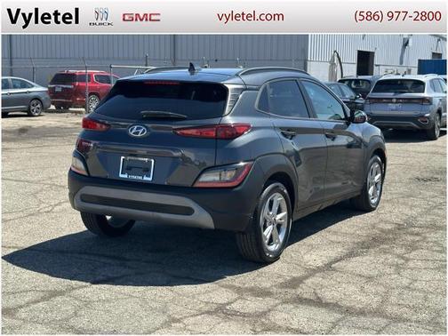 2022 Hyundai KONA SEL