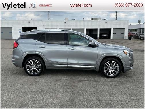 2023 GMC Terrain Denali
