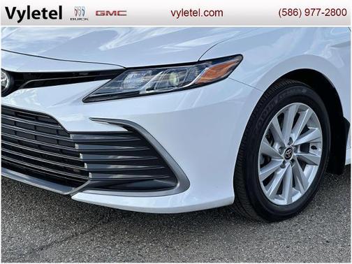 2022 Toyota Camry LE