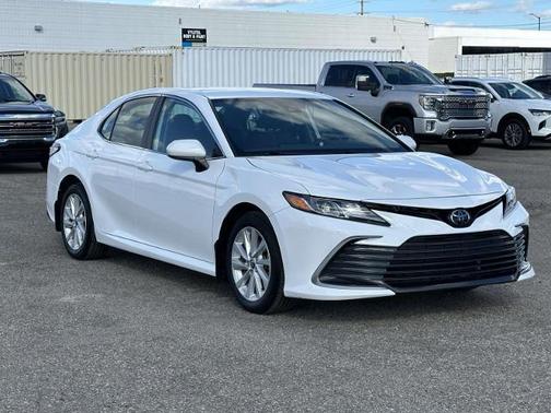 2022 Toyota Camry LE