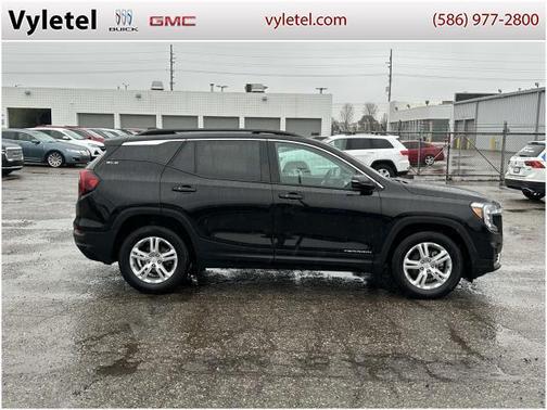 2022 GMC Terrain SLE