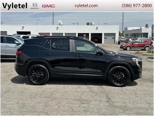 2023 GMC Terrain SLE
