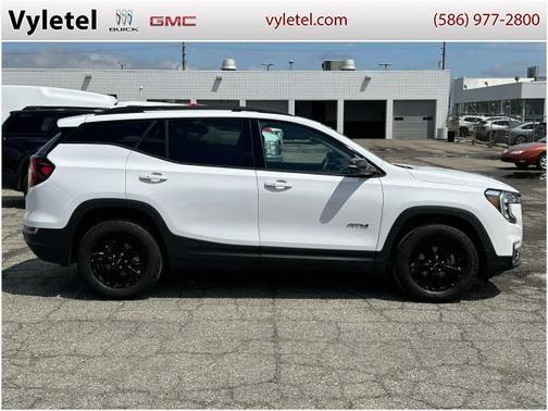 2022 GMC Terrain AT4