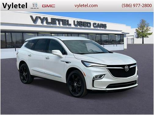 2024 Buick Enclave Essence
