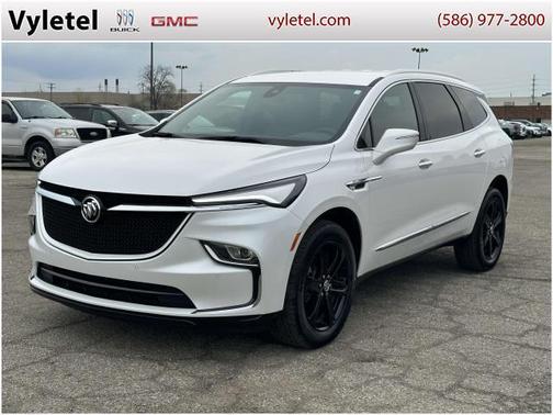 2024 Buick Enclave Essence