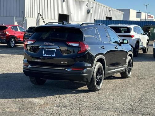 2023 GMC Terrain AT4
