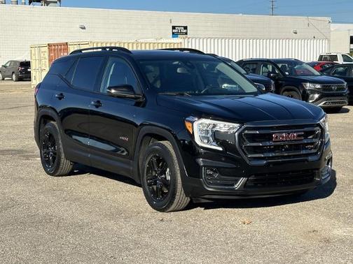 2023 GMC Terrain AT4