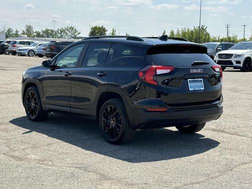 2023 GMC Terrain SLE