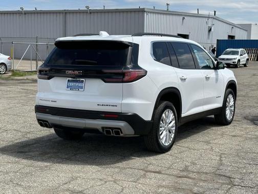 2024 GMC Acadia Elevation