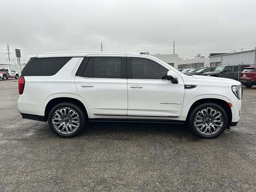 2023 GMC Yukon Denali Ultimate