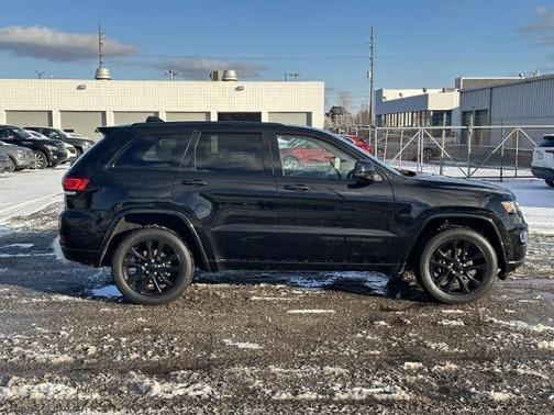 2018 Jeep Grand Cherokee Altitude