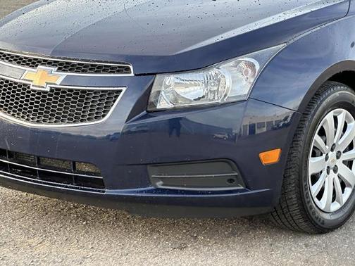 2011 Chevrolet Cruze LS