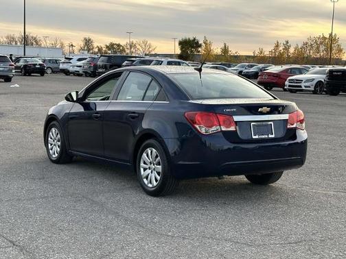 2011 Chevrolet Cruze LS