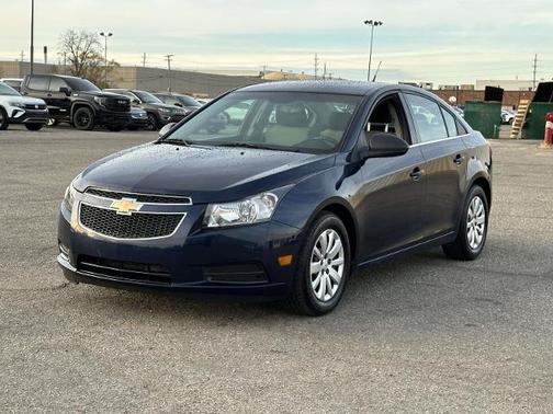 2011 Chevrolet Cruze LS