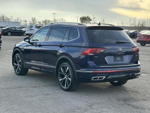 2022 Volkswagen Tiguan 2.0T SEL R-Line