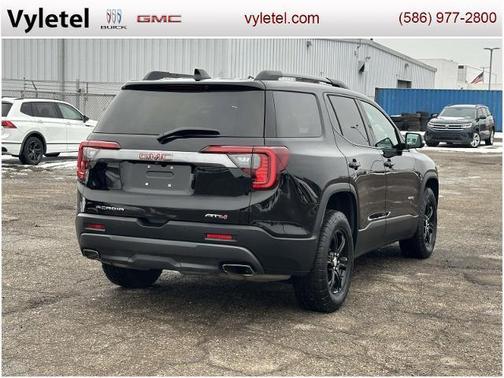 2023 GMC Acadia AT4