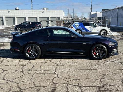 2022 Ford Mustang Mach 1