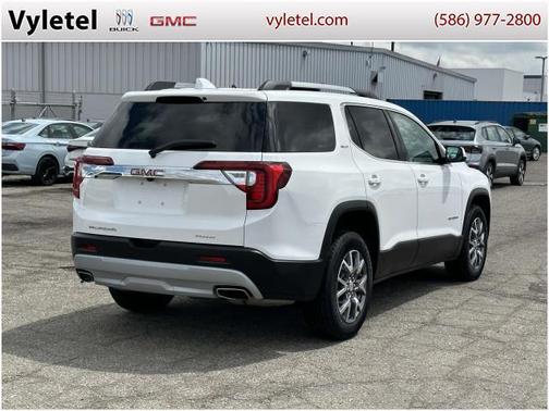 2023 GMC Acadia SLT
