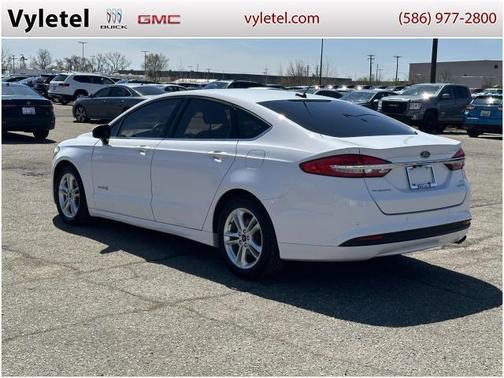 2018 Ford Fusion Hybrid SE