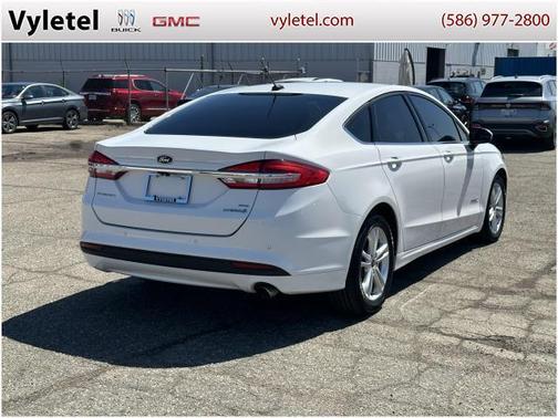2018 Ford Fusion Hybrid SE