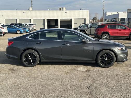 2017 Chevrolet Malibu 1LT